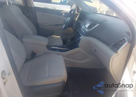 2017 Hyundai Tucson Se from USA, damaged, VIN KM8J33A41HU383509